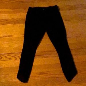 Used great condition mesh on legs & solid